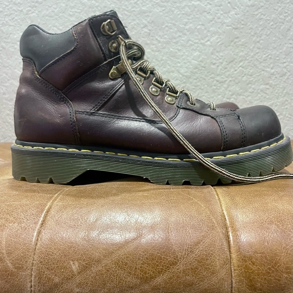 Doc Marten’s Men’s Brown Boots, Size 11 - Picture 7 of 8